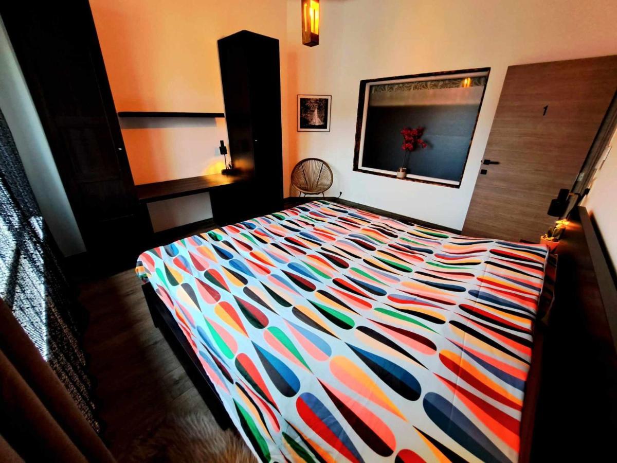 Petite Chambre Dans Une Jolie Colocation Liège Extérieur photo